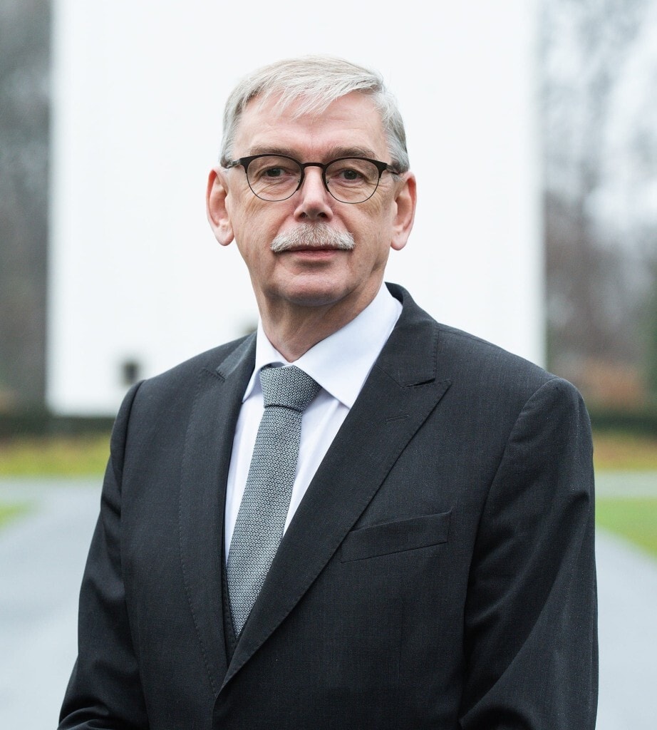 Avdm brndz kreijkes uitvaartverzorging AM6 6526 2 large